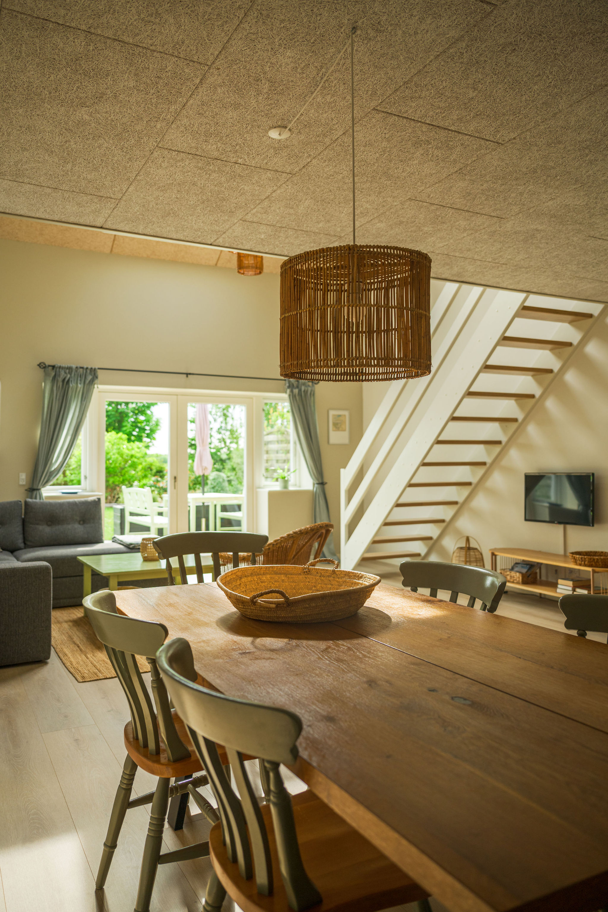Ferielejligheder hos Lustrup Farmhouse, som er hyggelige og autentiske. Book nu og nyd de flotte årstider ved Vadehavet i Denmark.